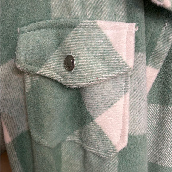 Mint Shacket - Picture 3 of 6